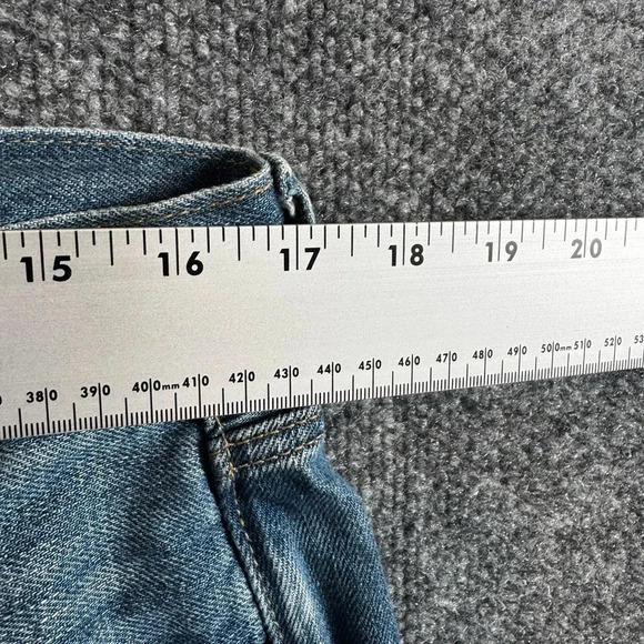 GAP Mid Rise Boot Cut Jeans, Medium Wash - Size 34x30 (US 18) - Picture 3 of 6